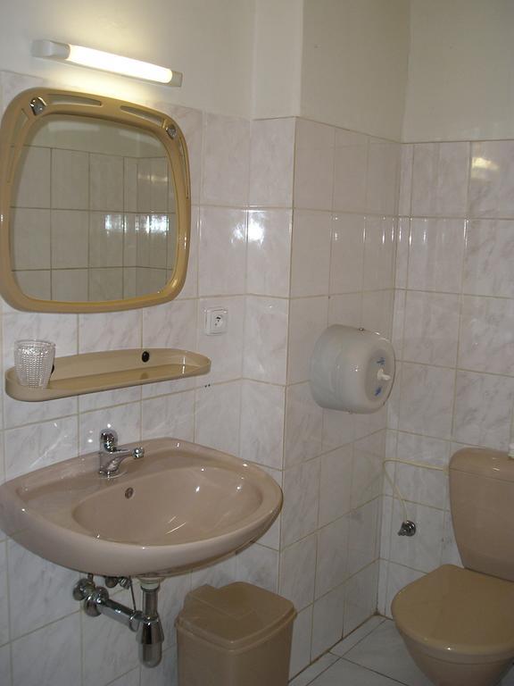 סוקולוב Hotel Global מראה חיצוני תמונה