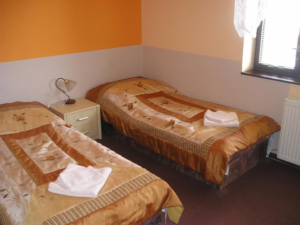 סוקולוב Hotel Global מראה חיצוני תמונה