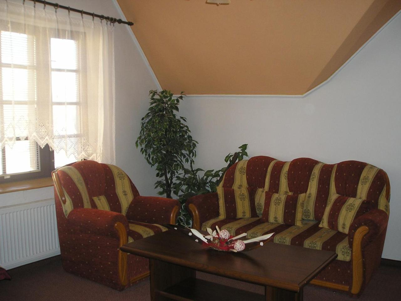 סוקולוב Hotel Global מראה חיצוני תמונה